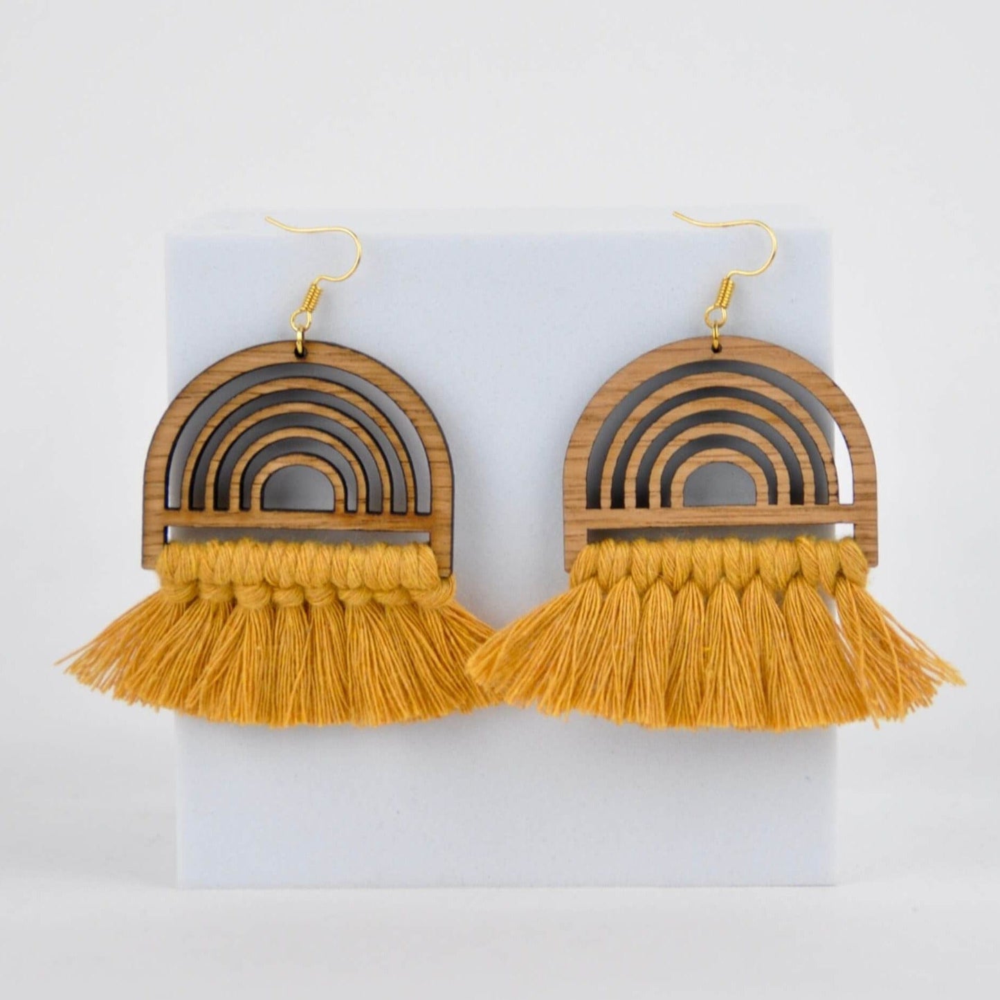 Knots and Stalks Earrings Mustard Macramé & Wood Earrings - Rainbow