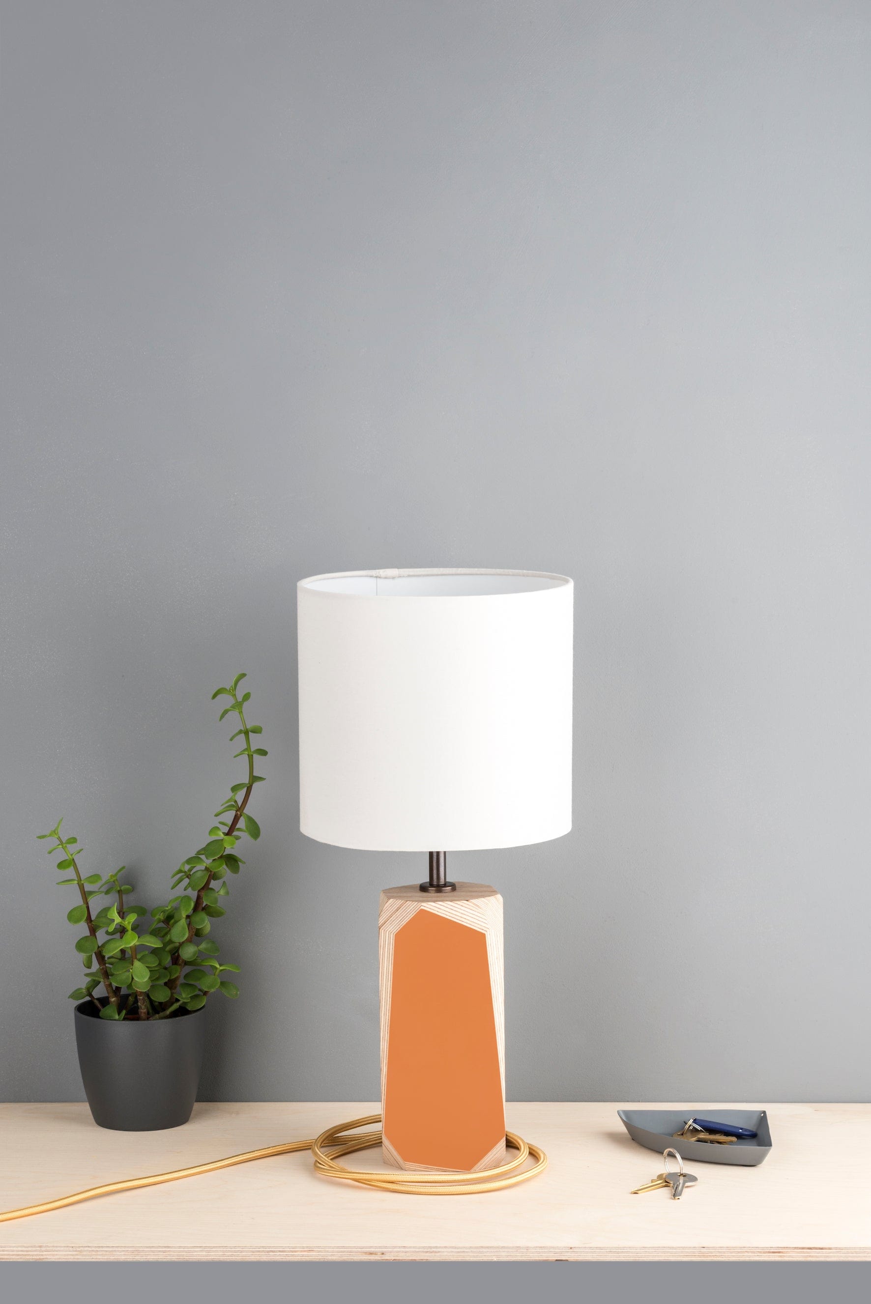 Priormade Geo Lamp Geo 200 Lamp in Rust Orange