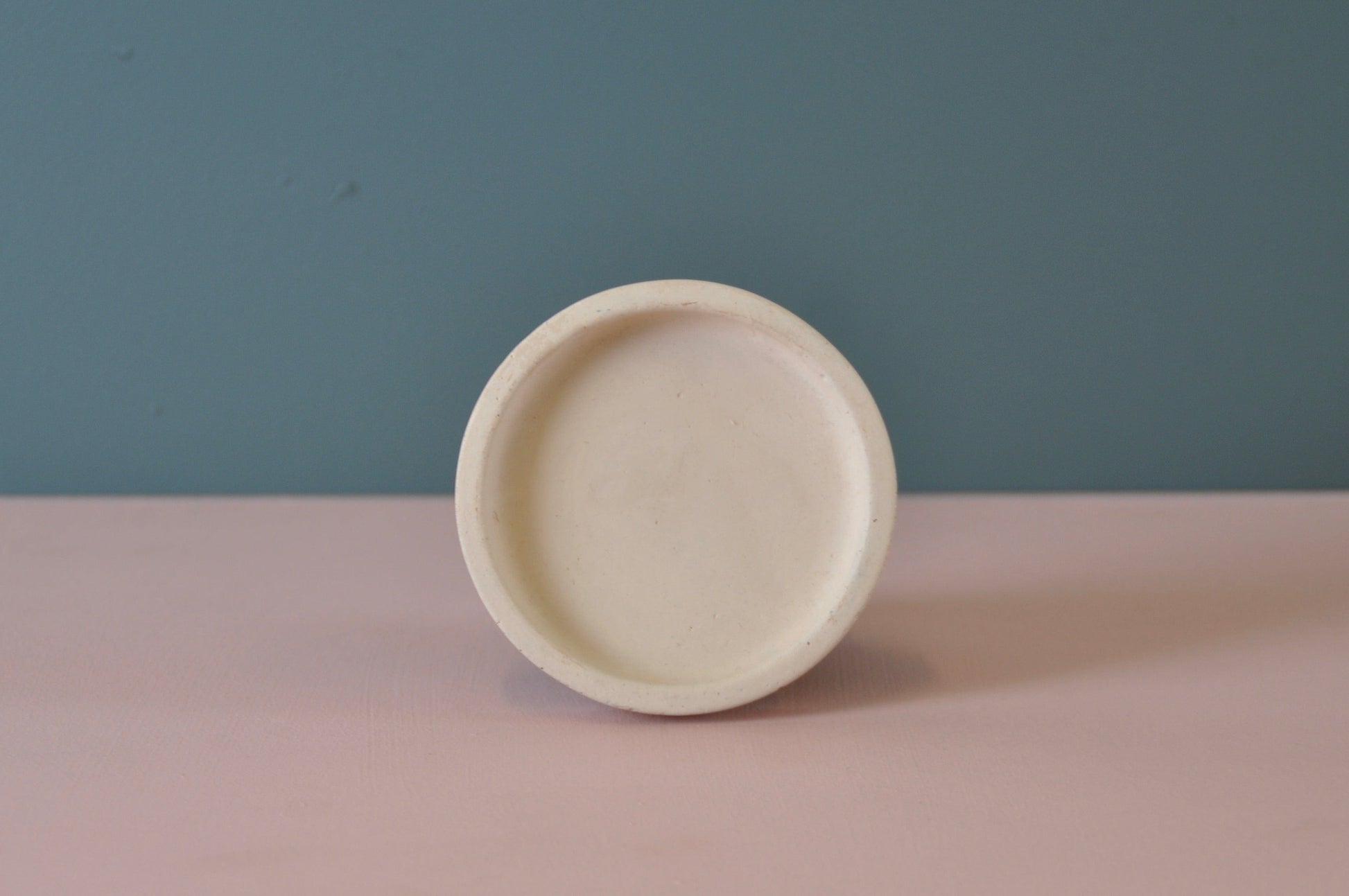 Calico Collective Dish Stone Jesmonite Round Dish